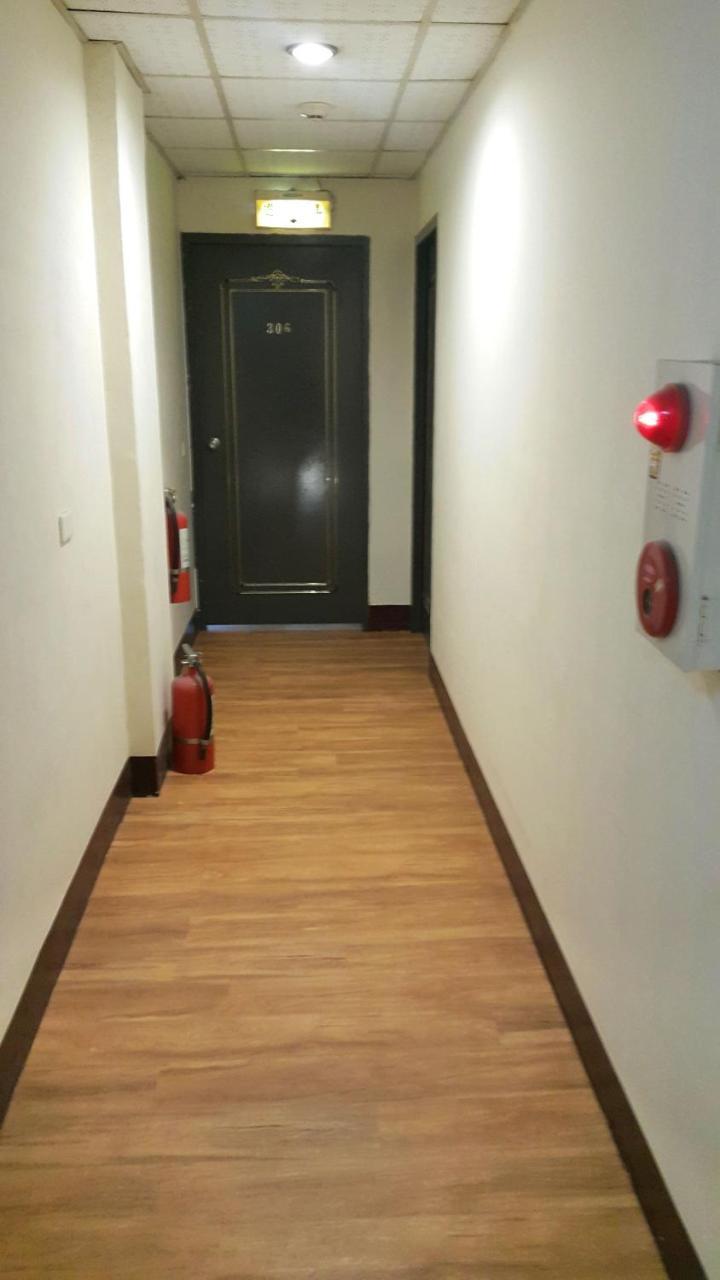 Fu Da Guest House Kota Hualien Bagian luar foto