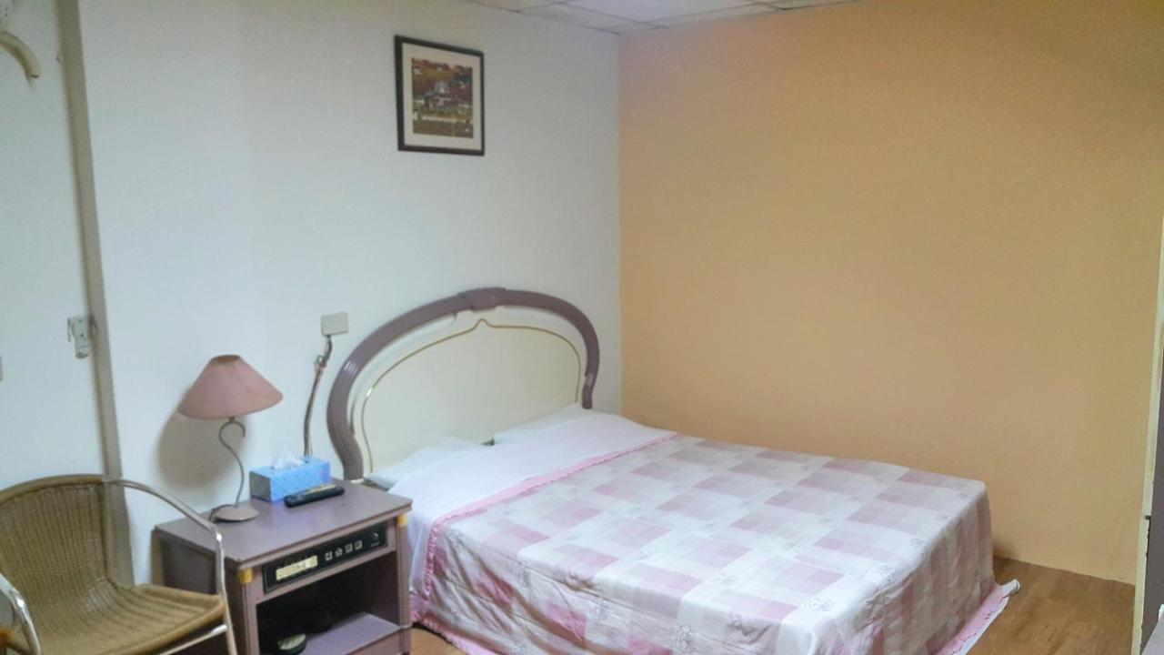 Fu Da Guest House Kota Hualien Bagian luar foto