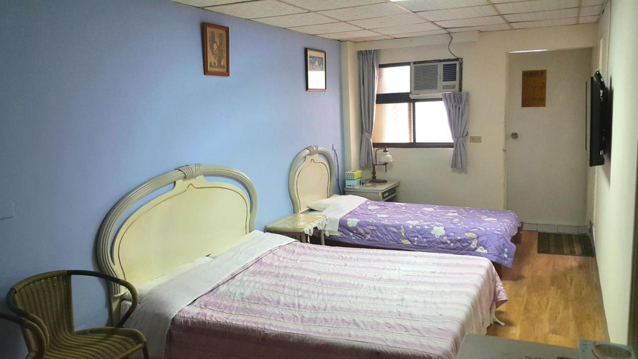Fu Da Guest House Kota Hualien Bagian luar foto