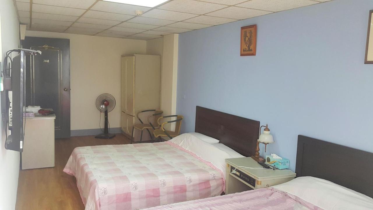 Fu Da Guest House Kota Hualien Bagian luar foto